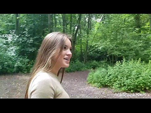 ❤️ Aku disaranake kanggo Evelina yen kita jancok ing panggonan umum! Dheweke kandha ya. Banjur aku bajingan dheweke ing bokong lan cum ing dheweke tutuk. Banjur dheweke nesu dhéwé. ️ Porno ing jv.28films.ru ﹏