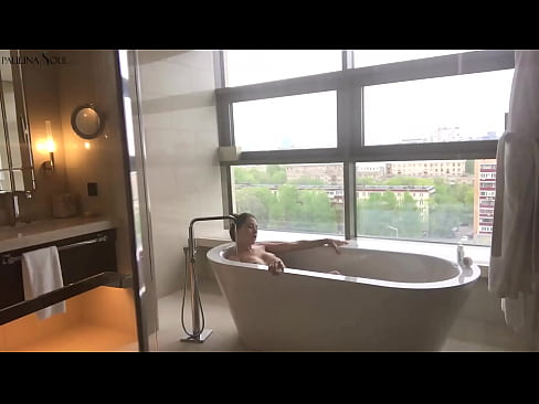 ❤️ Banget babe passionately jerking mati dheweke pus ing jedhing ️ Porno ing jv.28films.ru ﹏